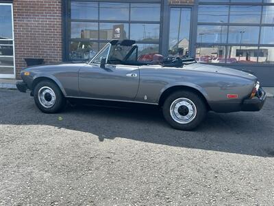 1980 FIAT 124 Spider roadster   - Photo 9 - Dartmouth, MA 02748