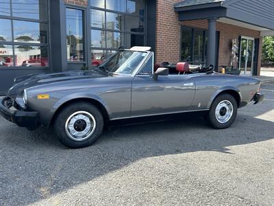 1980 FIAT 124 Spider roadster   - Photo 5 - Dartmouth, MA 02748