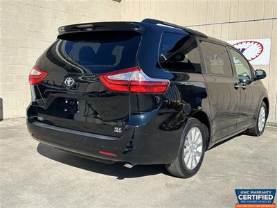 2016 Toyota Sienna XLE Premium 7-Passen   - Photo 12 - Dartmouth, MA 02748