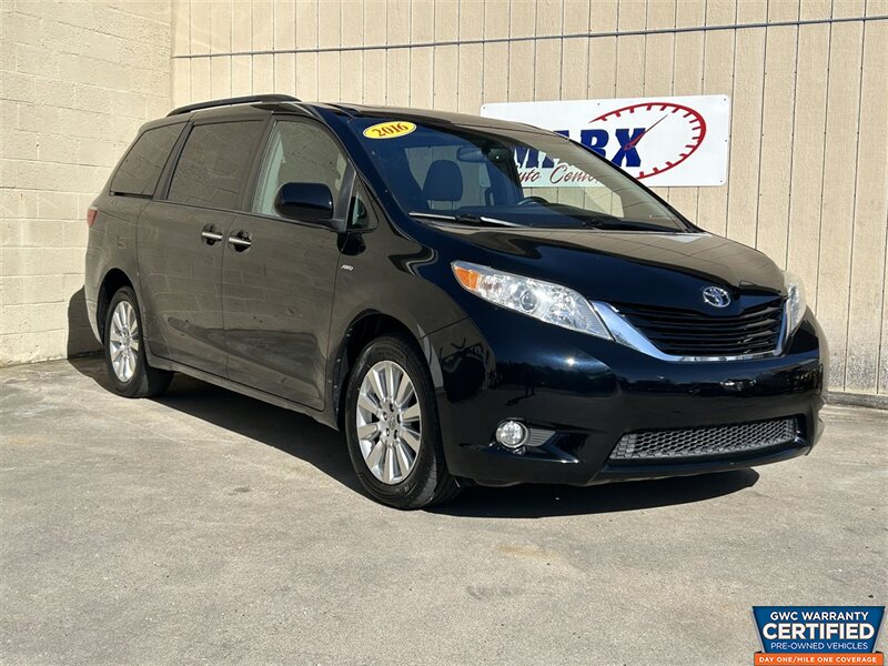 2016 Toyota Sienna XLE Premium 7-Passen  