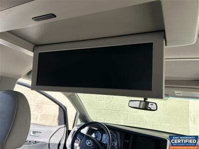 2016 Toyota Sienna XLE Premium 7-Passen   - Photo 25 - Dartmouth, MA 02748