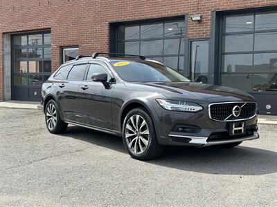 2021 Volvo V90 Cross Country T6   - Photo 1 - Dartmouth, MA 02748