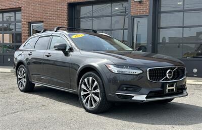 2021 Volvo V90 Cross Country T6   - Photo 2 - Dartmouth, MA 02748