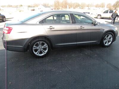 2014 Ford Taurus SEL   - Photo 1 - Chandler, IN 47610