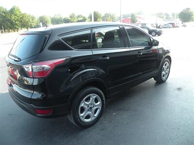 2017 Ford Escape S   - Photo 6 - Chandler, IN 47610