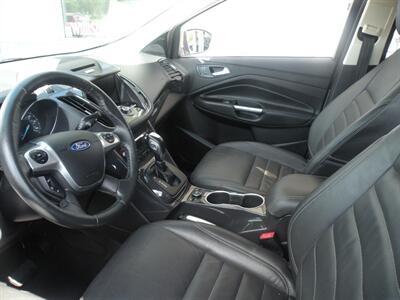 2016 Ford Escape Titanium   - Photo 6 - Chandler, IN 47610
