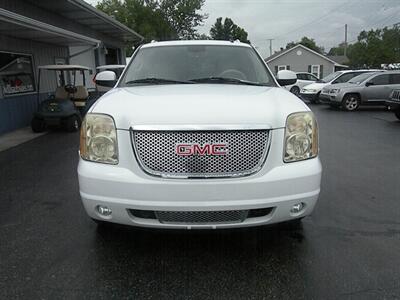 2011 GMC Yukon Denali   - Photo 3 - Chandler, IN 47610