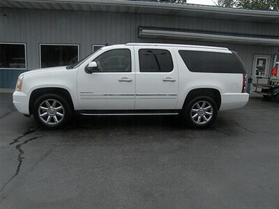 2011 GMC Yukon Denali   - Photo 1 - Chandler, IN 47610