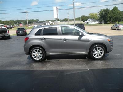 2015 Mitsubishi Outlander Sport ES   - Photo 4 - Chandler, IN 47610