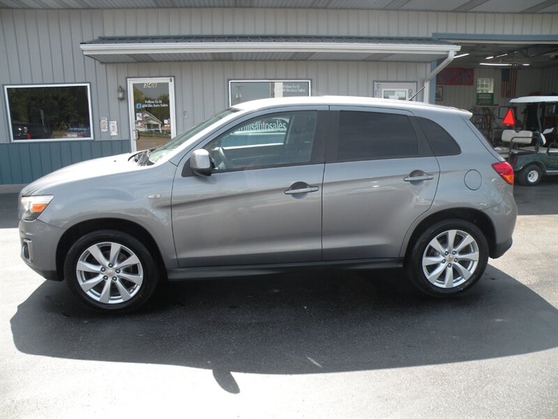 2015 Mitsubishi Outlander Sport ES   - Photo 1 - Chandler, IN 47610