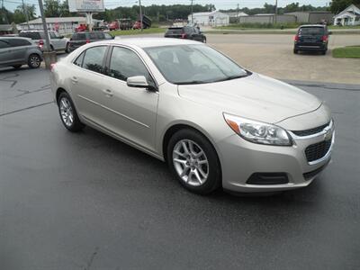 2015 Chevrolet Malibu LT   - Photo 4 - Chandler, IN 47610