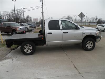 2006 Dodge Ram 1500 SLT   - Photo 3 - Chandler, IN 47610