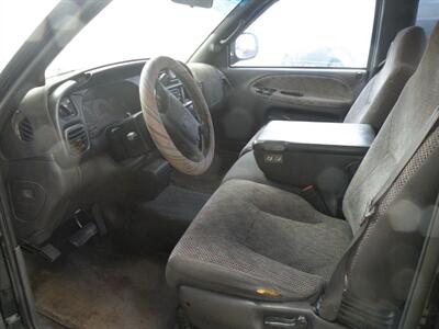 2001 Dodge Ram 1500 SLT   - Photo 3 - Chandler, IN 47610