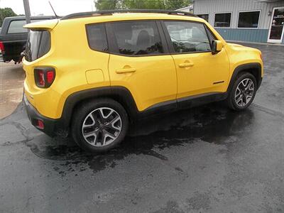 2015 Jeep Renegade Latitude   - Photo 2 - Chandler, IN 47610