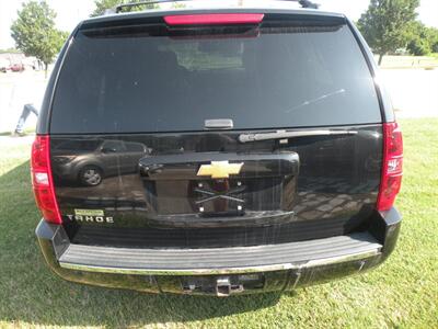 2014 Chevrolet Tahoe LTZ   - Photo 4 - Chandler, IN 47610