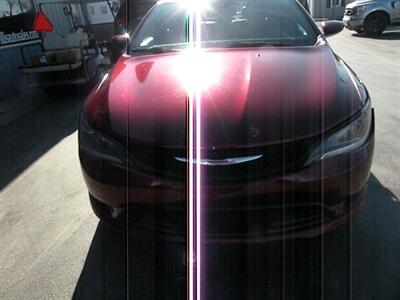 2015 Chrysler 200 S   - Photo 4 - Chandler, IN 47610