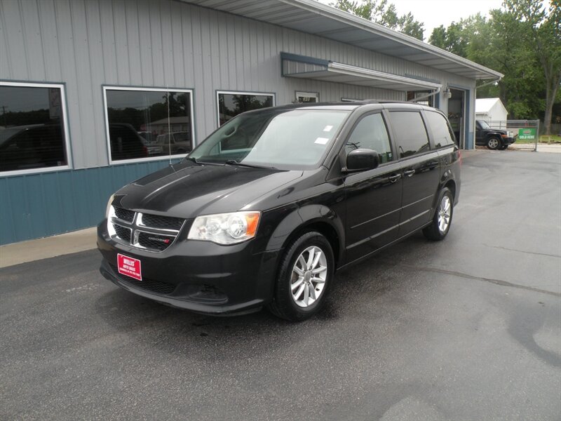 2014 Dodge Grand Caravan SXT   - Photo 1 - Chandler, IN 47610