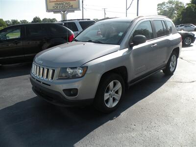 2017 Jeep Compass Sport   - Photo 2 - Chandler, IN 47610