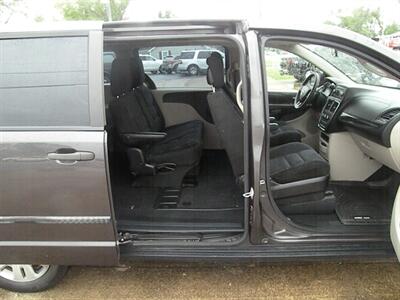 2015 Dodge Grand Caravan SE   - Photo 4 - Chandler, IN 47610