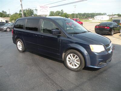 2013 Dodge Grand Caravan SXT   - Photo 3 - Chandler, IN 47610