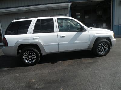 2006 Chevrolet Trailblazer LT   - Photo 1 - Chandler, IN 47610