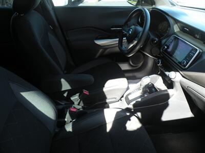 2018 Nissan Kicks SV   - Photo 6 - Chandler, IN 47610