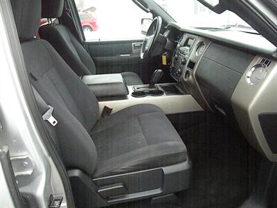 2015 Ford Expedition XLT   - Photo 3 - Chandler, IN 47610