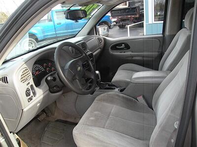 2005 Chevrolet Trailblazer LS   - Photo 5 - Chandler, IN 47610