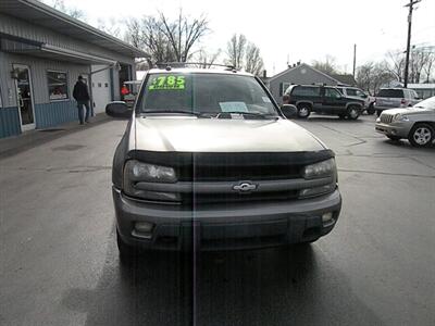 2005 Chevrolet Trailblazer LS   - Photo 2 - Chandler, IN 47610