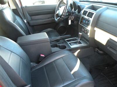 2011 Dodge Nitro R/T   - Photo 8 - Chandler, IN 47610
