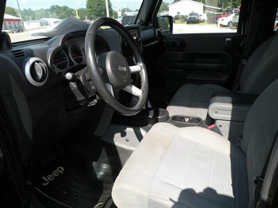2009 Jeep Wrangler Sahara   - Photo 4 - Chandler, IN 47610