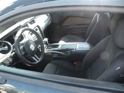 2012 Ford Mustang V6   - Photo 5 - Chandler, IN 47610