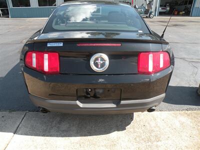 2012 Ford Mustang V6   - Photo 3 - Chandler, IN 47610