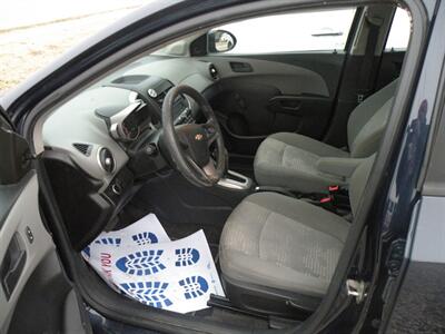 2016 Chevrolet Sonic LS Auto   - Photo 2 - Chandler, IN 47610