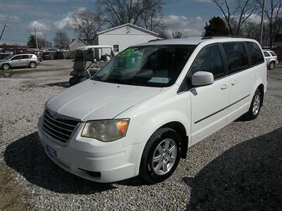2010 Chrysler Town & Country Touring   - Photo 2 - Chandler, IN 47610