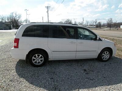 2010 Chrysler Town & Country Touring   - Photo 3 - Chandler, IN 47610