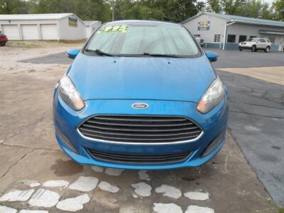 2015 Ford Fiesta SE   - Photo 2 - Chandler, IN 47610