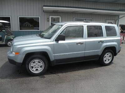 2014 Jeep Patriot Sport   - Photo 2 - Chandler, IN 47610