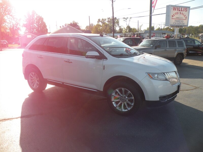 2013 Lincoln MKX   - Photo 1 - Chandler, IN 47610