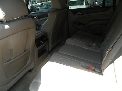 2015 GMC Yukon SLT   - Photo 6 - Chandler, IN 47610