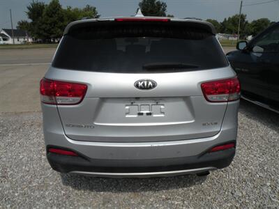 2016 Kia Sorento EX V6   - Photo 4 - Chandler, IN 47610