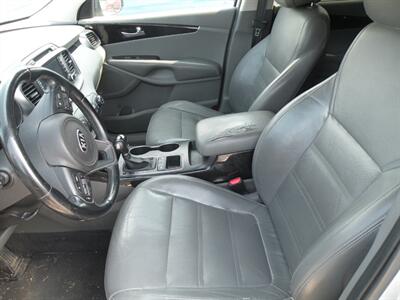 2016 Kia Sorento EX V6   - Photo 2 - Chandler, IN 47610