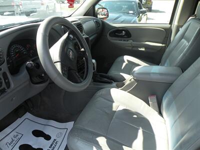 2005 Chevrolet Trailblazer LT   - Photo 4 - Chandler, IN 47610