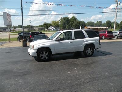 2005 Chevrolet Trailblazer LT   - Photo 3 - Chandler, IN 47610