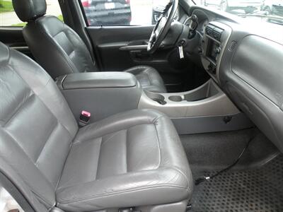 2002 Ford Explorer Sport Trac Value   - Photo 5 - Chandler, IN 47610