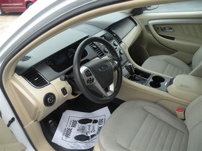 2018 Ford Taurus SE   - Photo 7 - Chandler, IN 47610