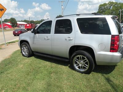 2013 Chevrolet Tahoe LT   - Photo 1 - Chandler, IN 47610