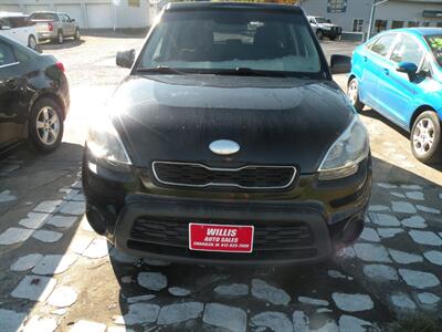 2013 Kia Soul   - Photo 2 - Chandler, IN 47610