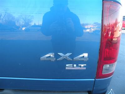 2004 Dodge Ram 1500 SLT   - Photo 5 - Chandler, IN 47610