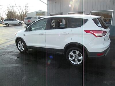 2014 Ford Escape SE   - Photo 2 - Chandler, IN 47610